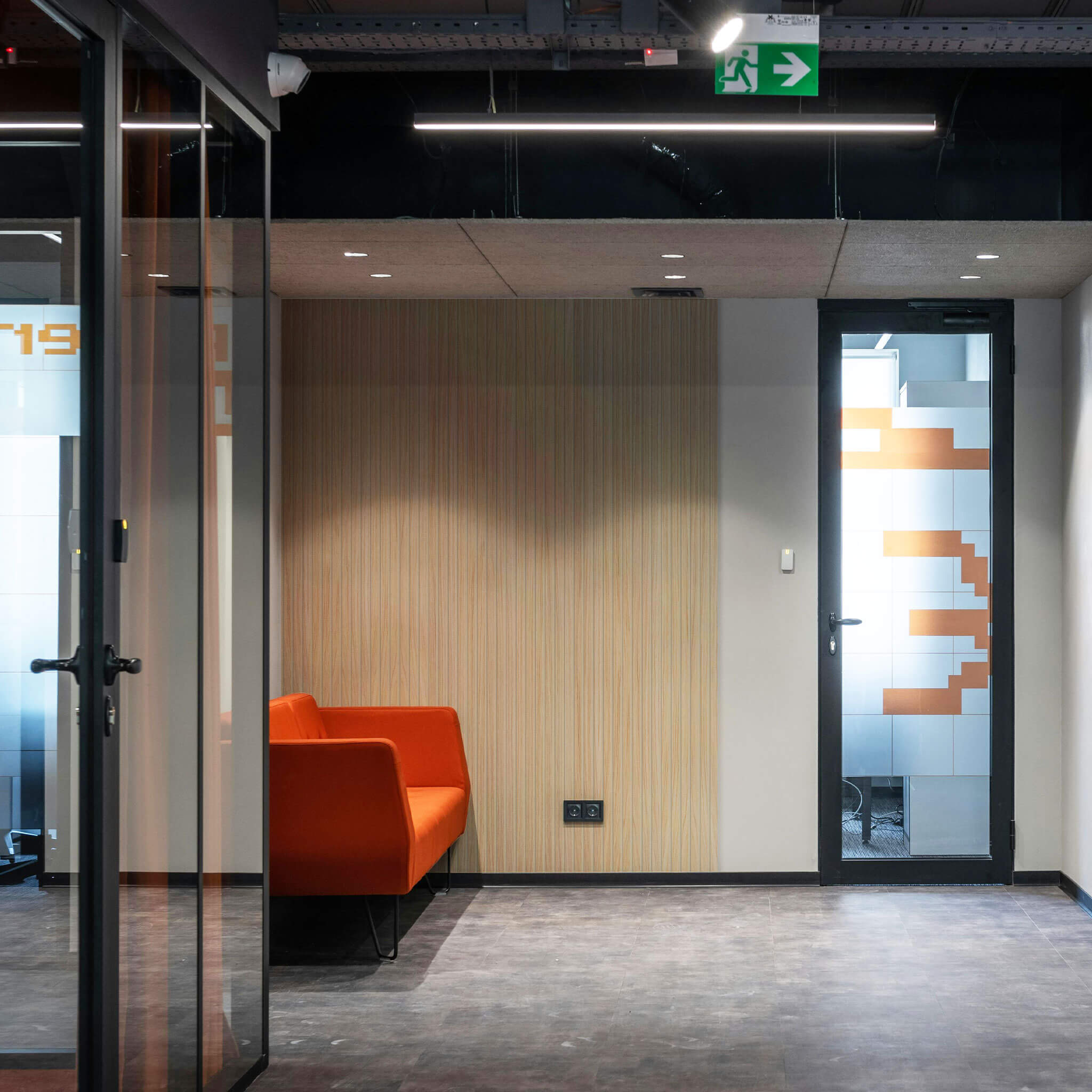 Akustikpaneele Walleu 240 x 60 cm | Natürliche Eiche - Innenseite Schwarz - Beige Filz